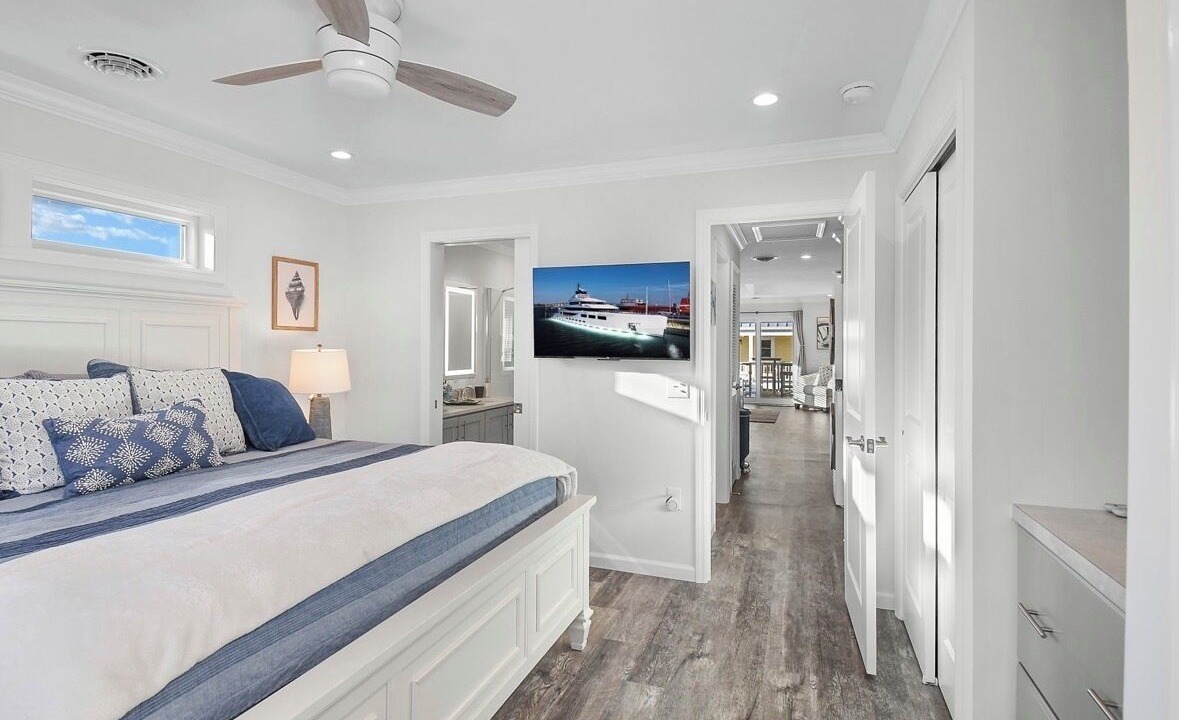 Photo of Bedroom in Jensen Beach