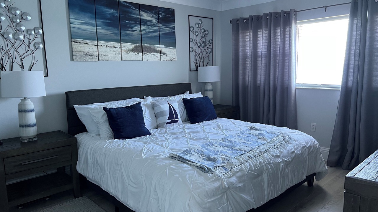 Photo of Bedroom in Hutchinson Island South
