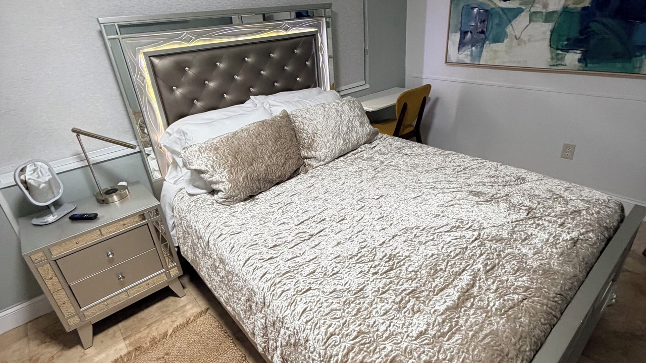 Photo of Bedroom in Egypt Lake-Leto