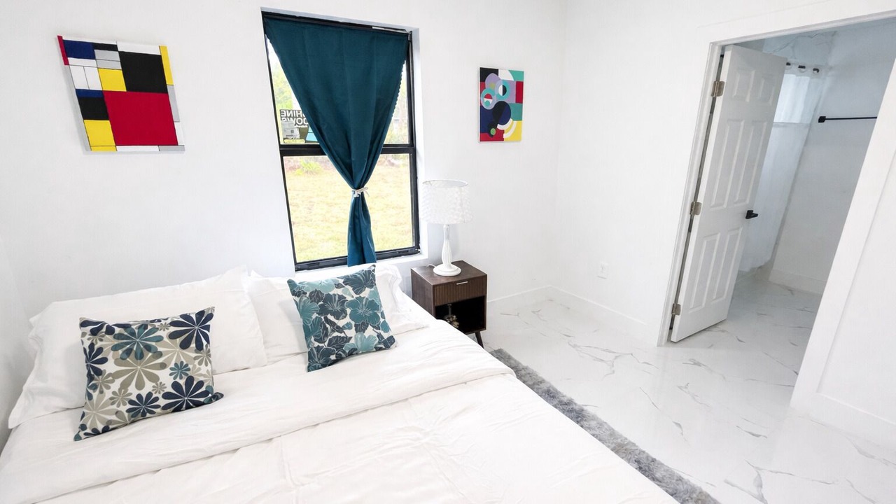 Photo of Bedroom in Harris