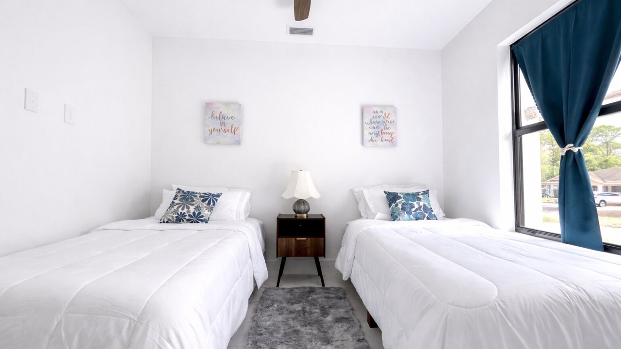 Photo of Bedroom in Harris