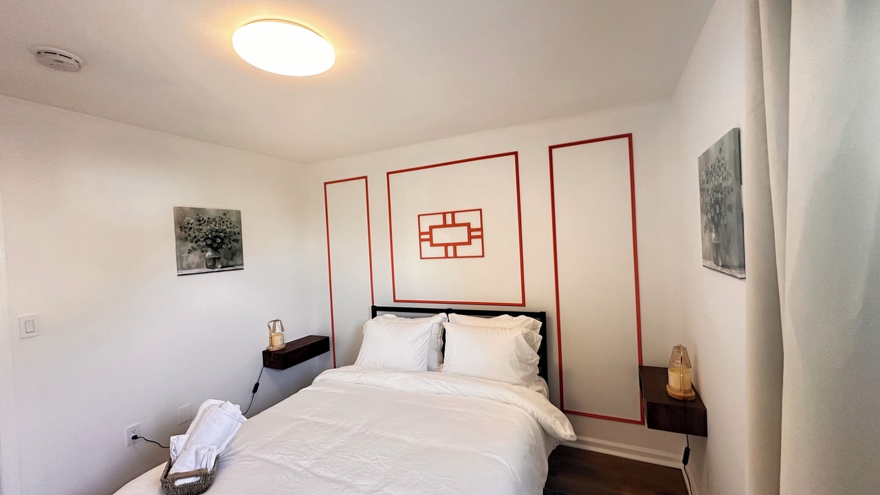 Photo of Bedroom in Newark