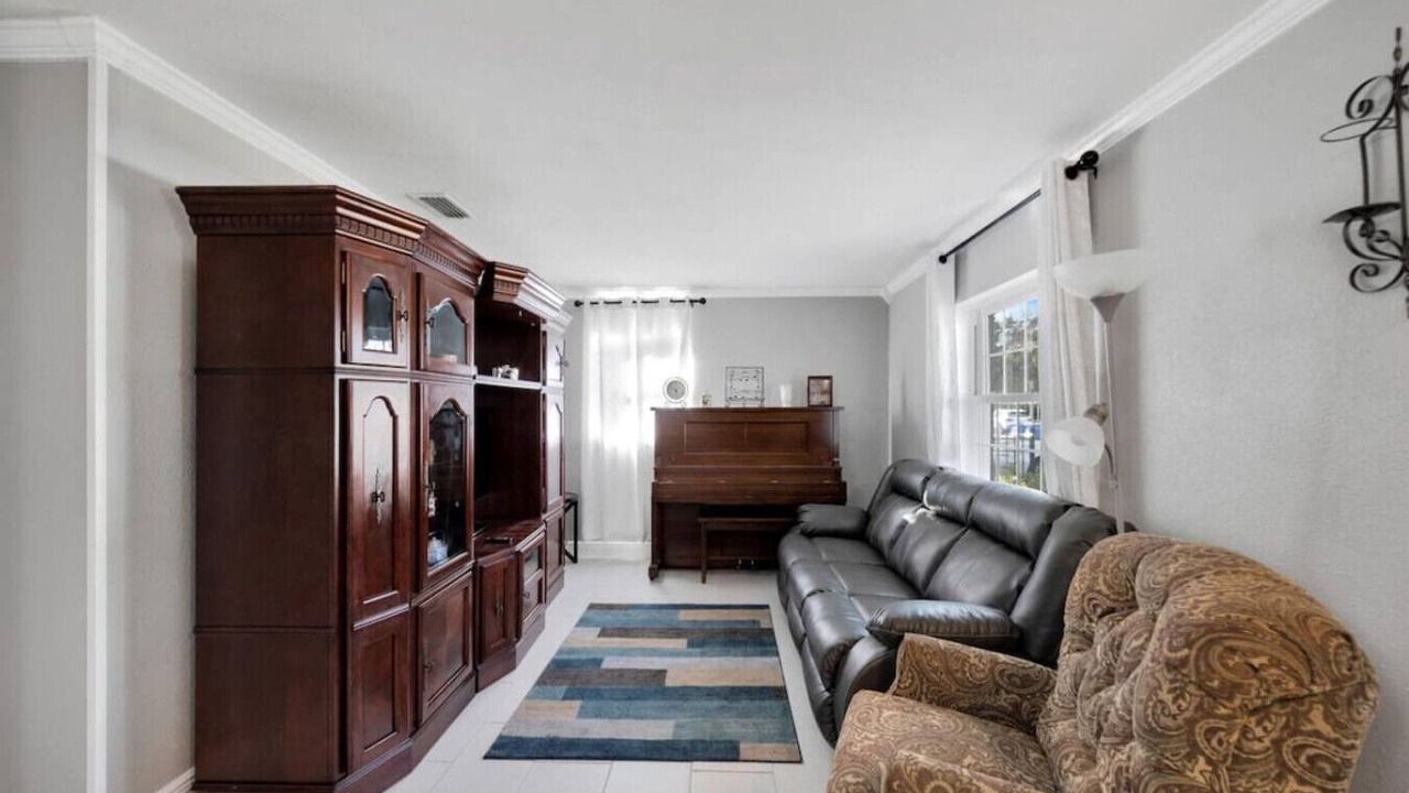 Photo of Livingroom in Greater Palm River Point CDC