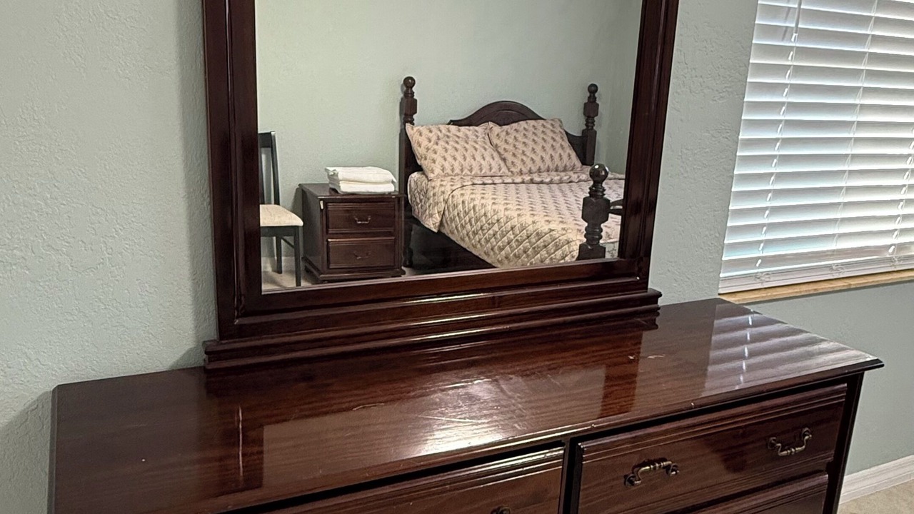 Photo of Bedroom in Riverview