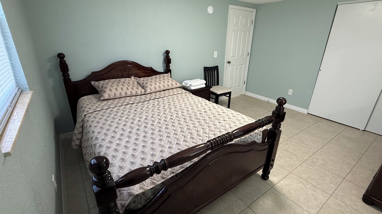 Photo of Bedroom in Riverview