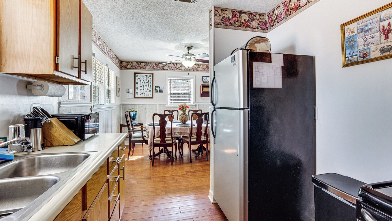 Photo of Kitchen in Saint Helena Island