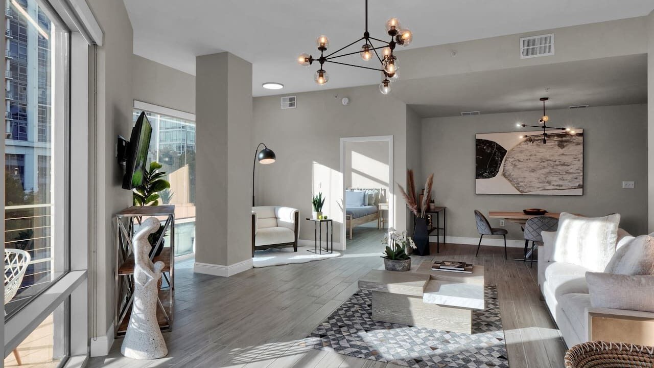Photo of Livingroom in South Eola