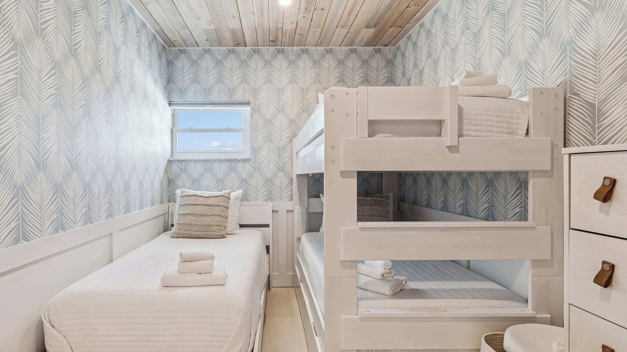 Photo of Bedroom in Belleair Beach