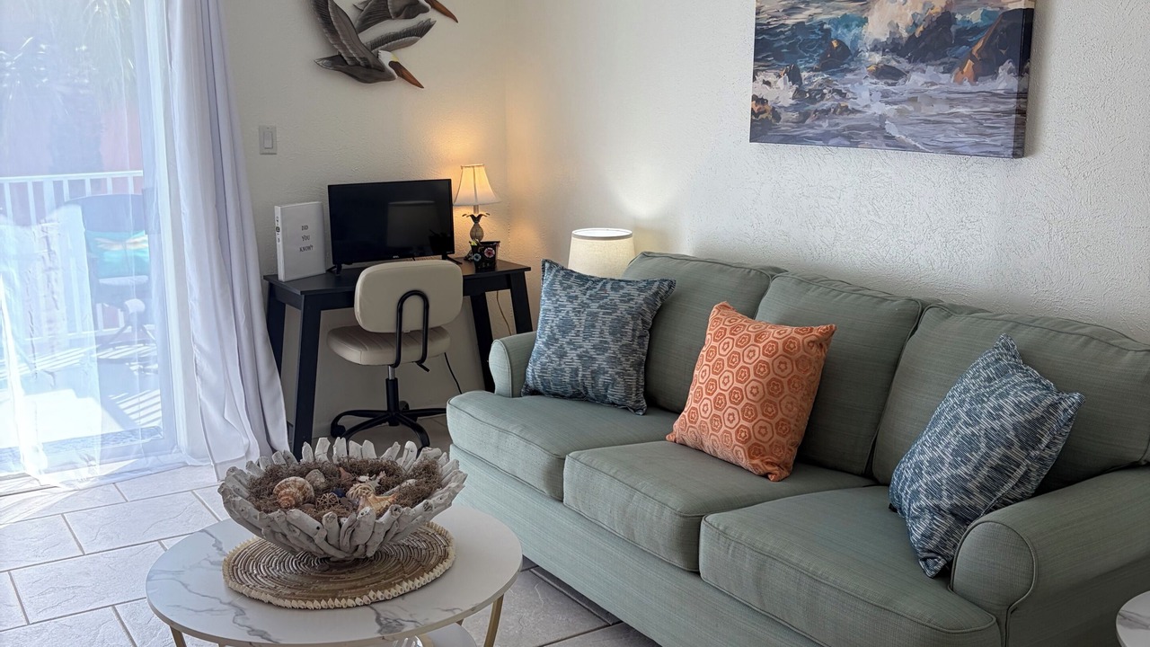 Photo of Livingroom in Bayview