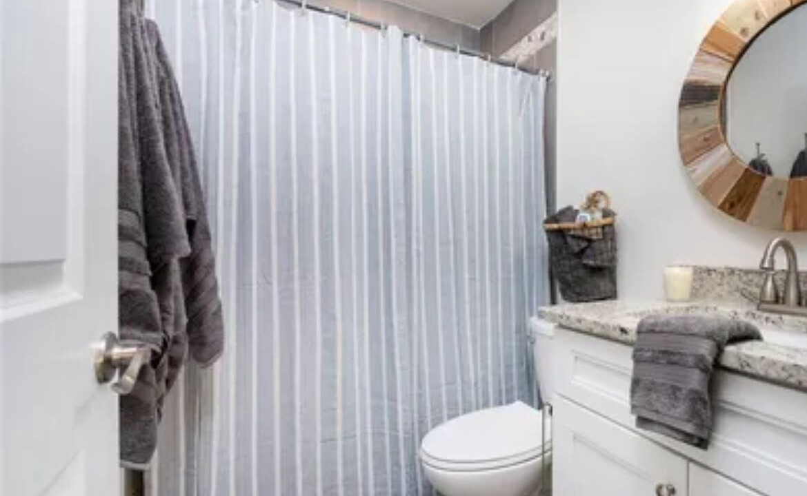 Photo of Bathroom in Englewood