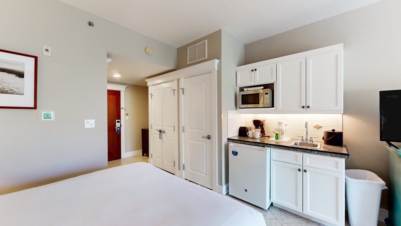 Photo of Bedroom in Baytowne Wharf