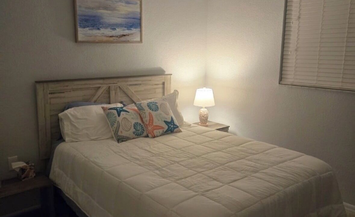 Photo of Bedroom in Iona