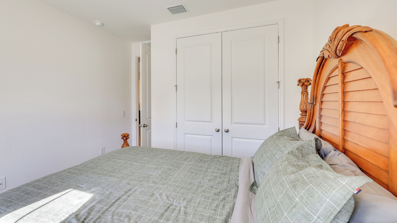 Photo of Bedroom in Deep Creek