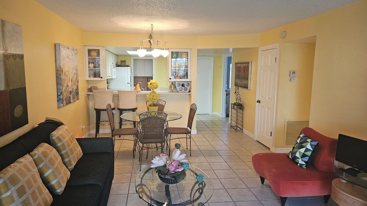 Photo of Livingroom in Bonita Springs