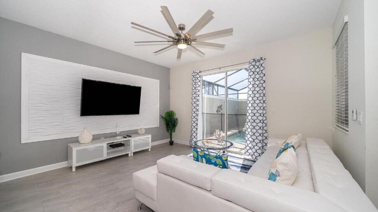 Photo of Livingroom in Campbell