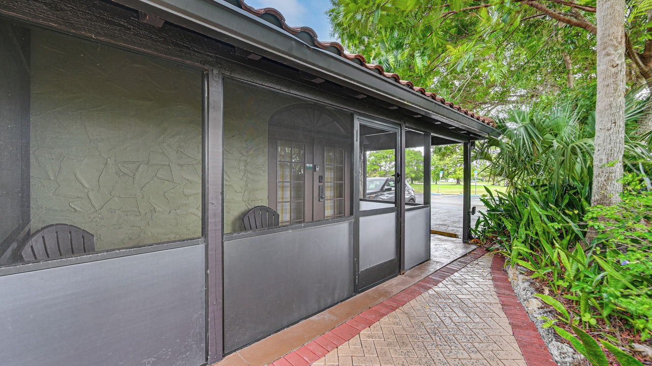 Photo of Outdoor in Naples