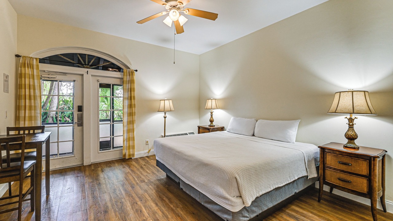 Photo of Bedroom in Naples