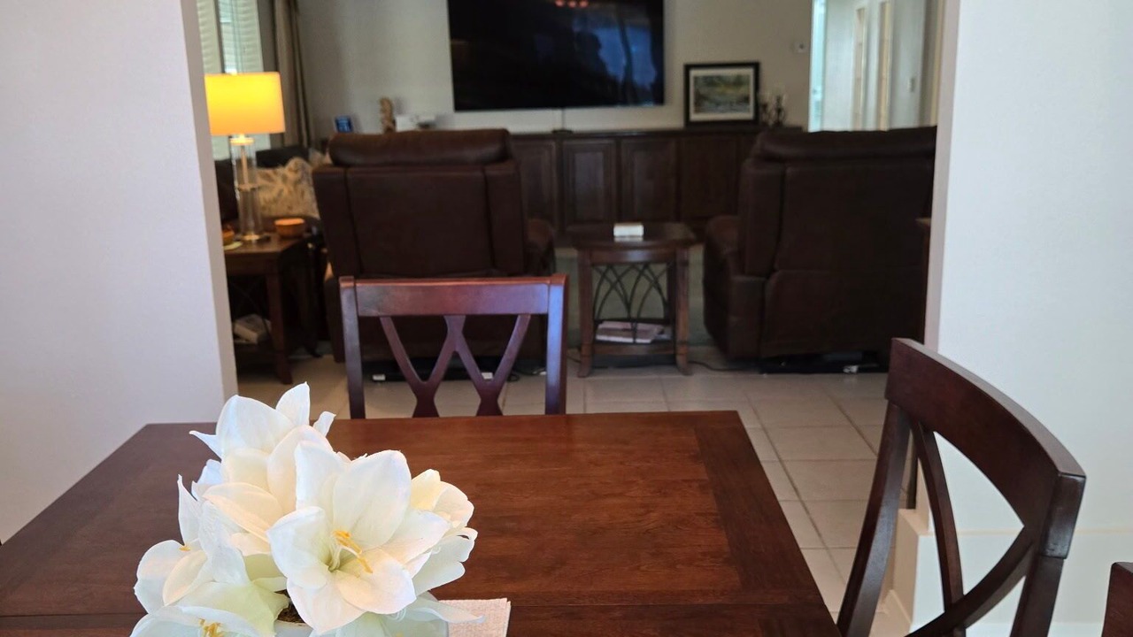 Photo of Livingroom in Barefoot Bay