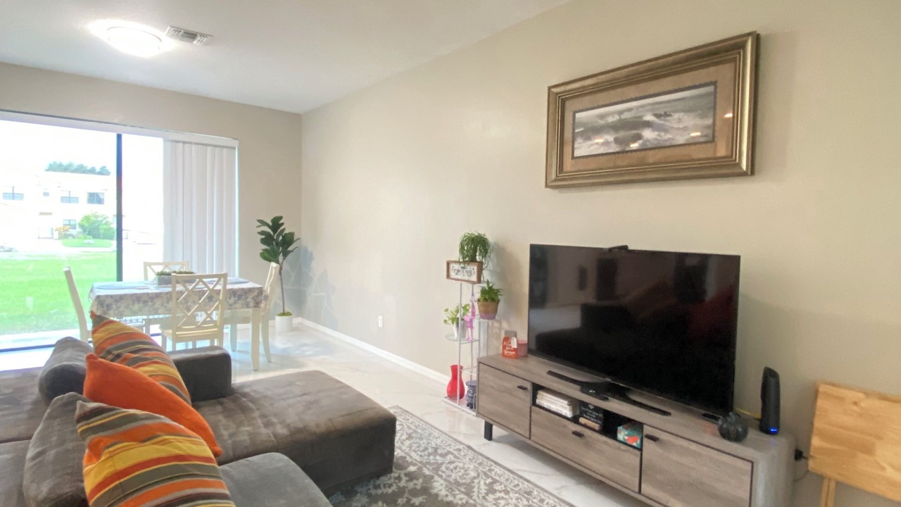 Photo of Livingroom in Fedhaven