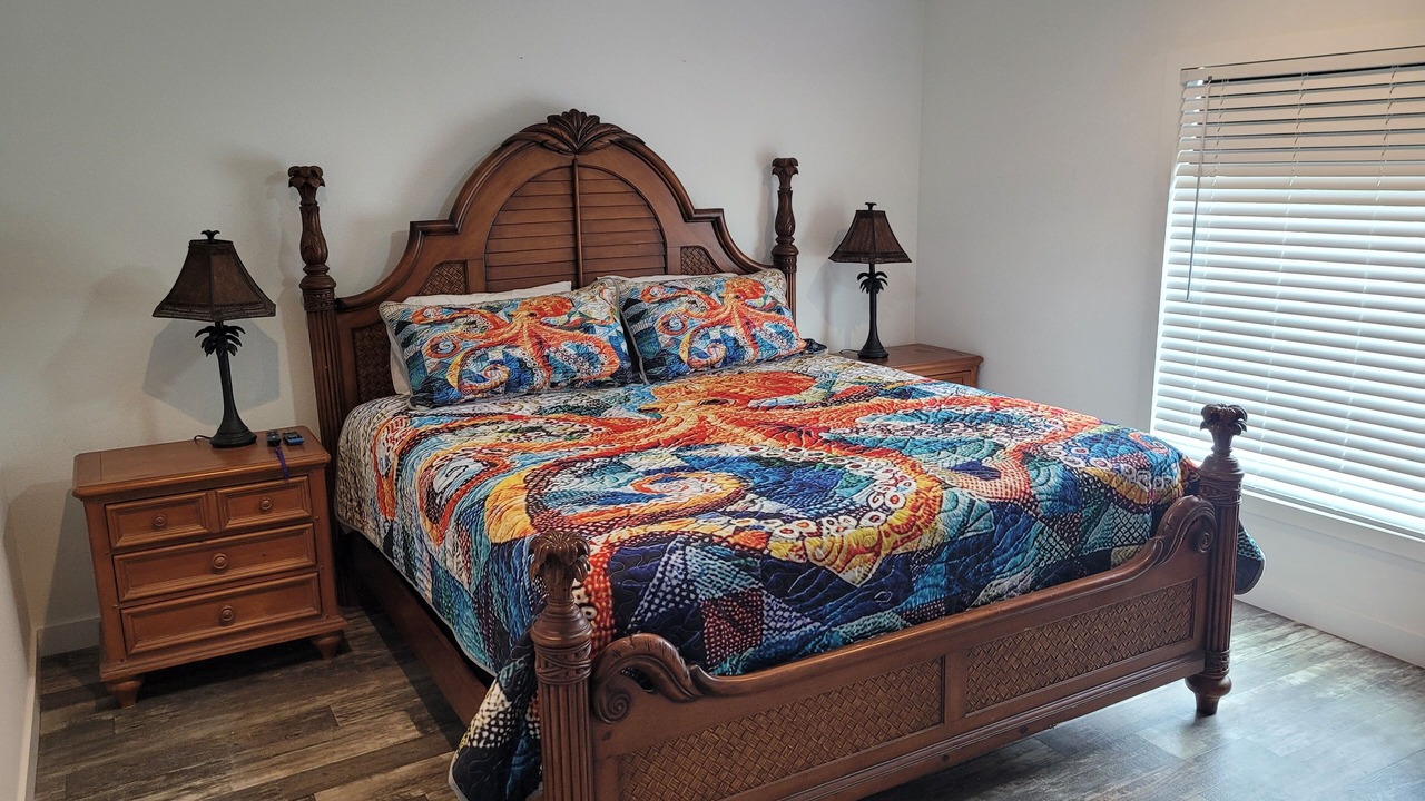Photo of Bedroom in Saint James City
