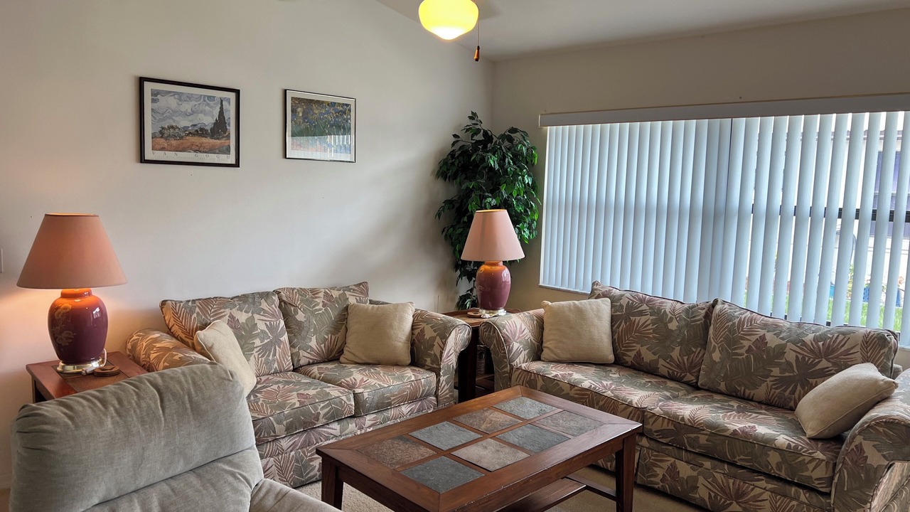 Photo of Livingroom in Highland