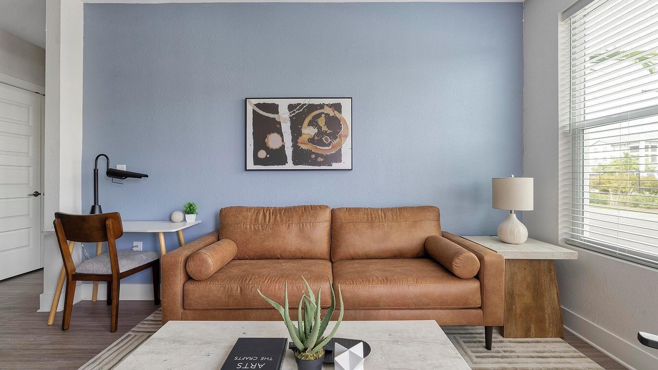 Photo of Livingroom in The Forum