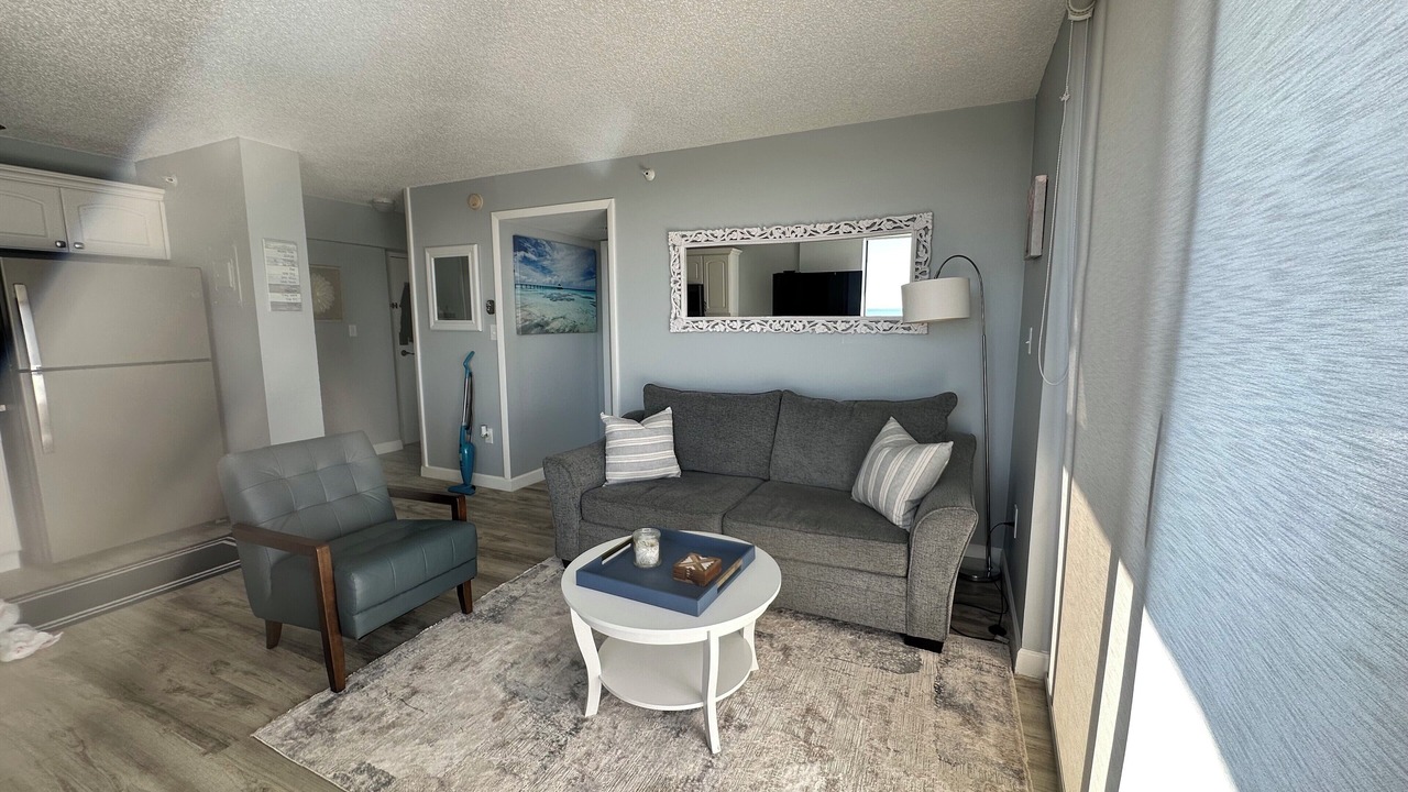 Photo of Livingroom in Fort Myers Beach