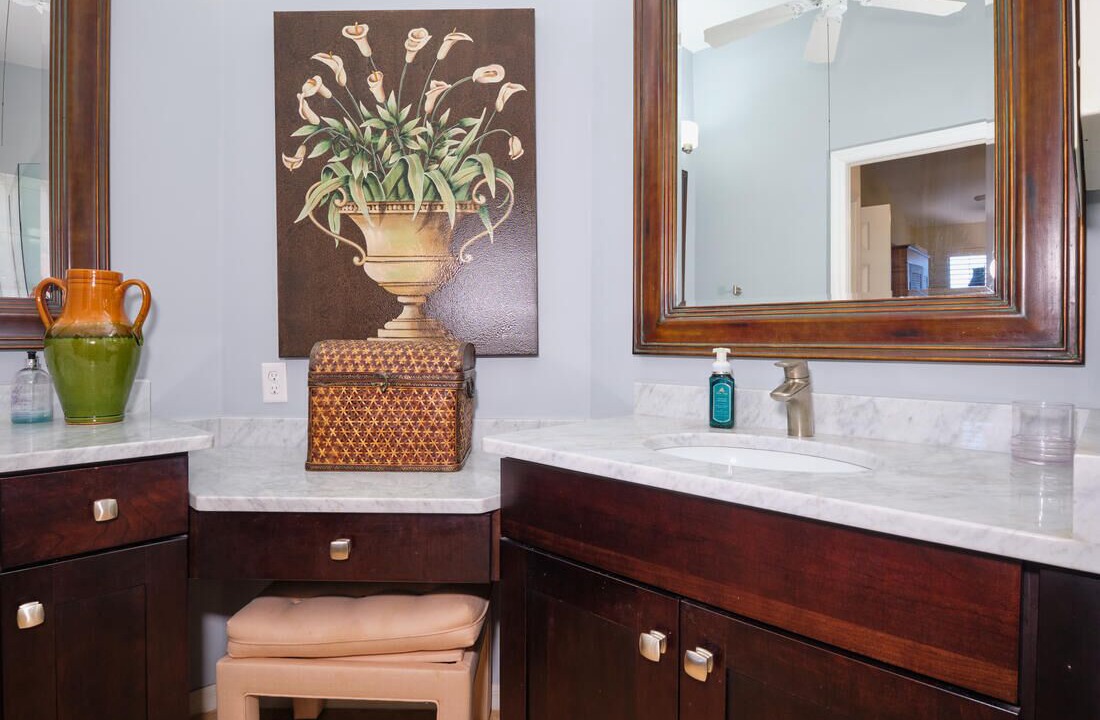 Photo of Bathroom in Tropical Cove