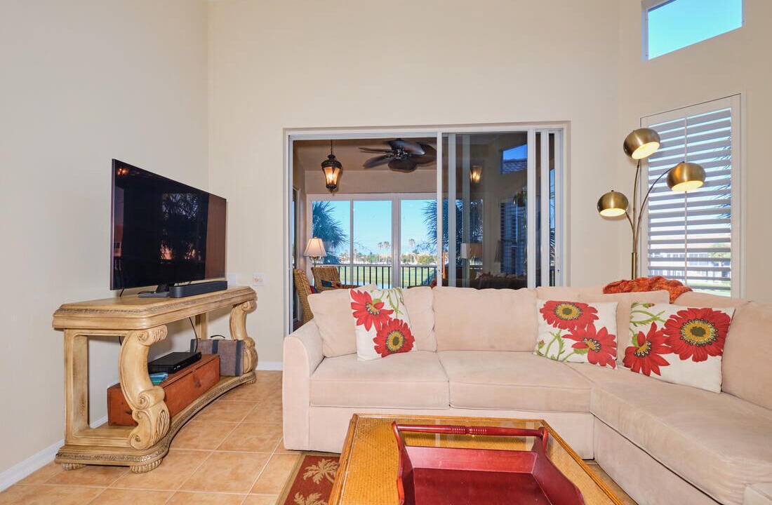 Photo of Livingroom in Tropical Cove