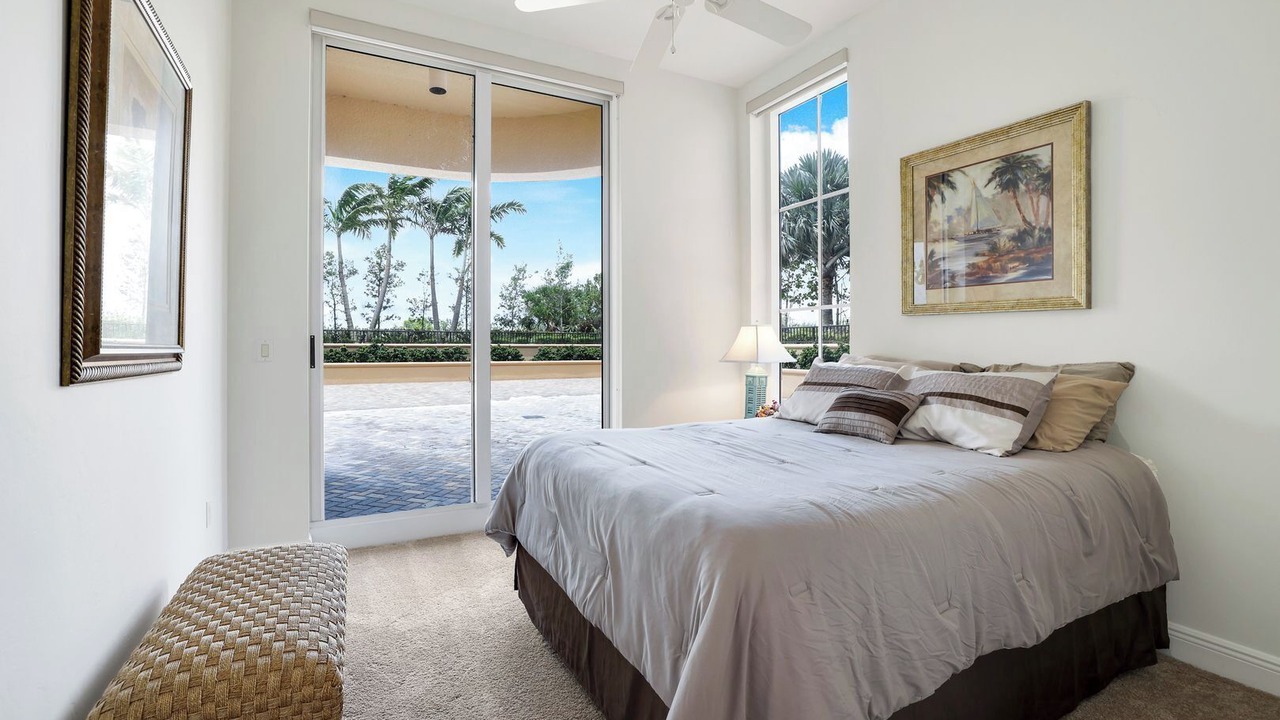 Photo of Bedroom in Hammock Bay