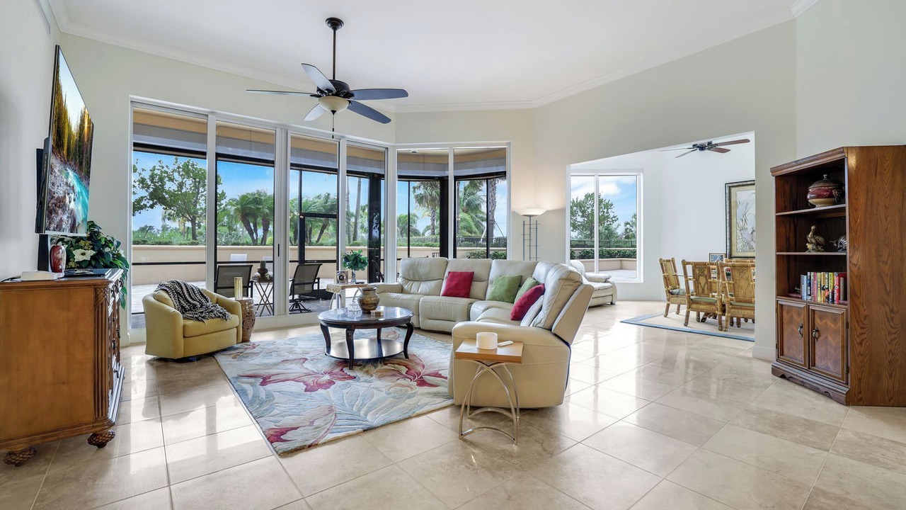Photo of Livingroom in Hammock Bay
