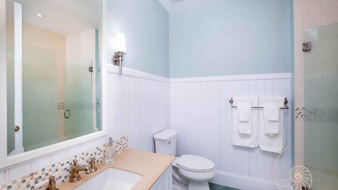 Photo of Bathroom in Islamorada