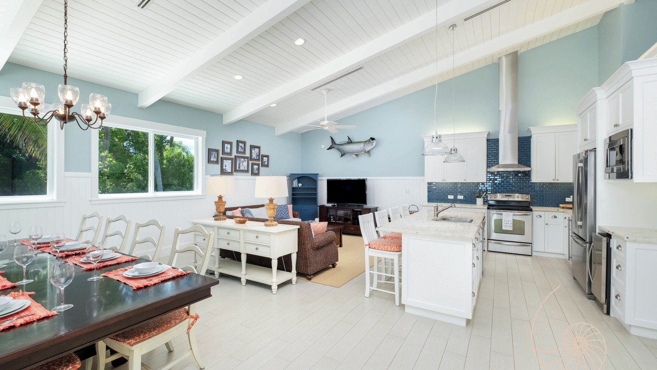 Photo of Bedroom in Islamorada