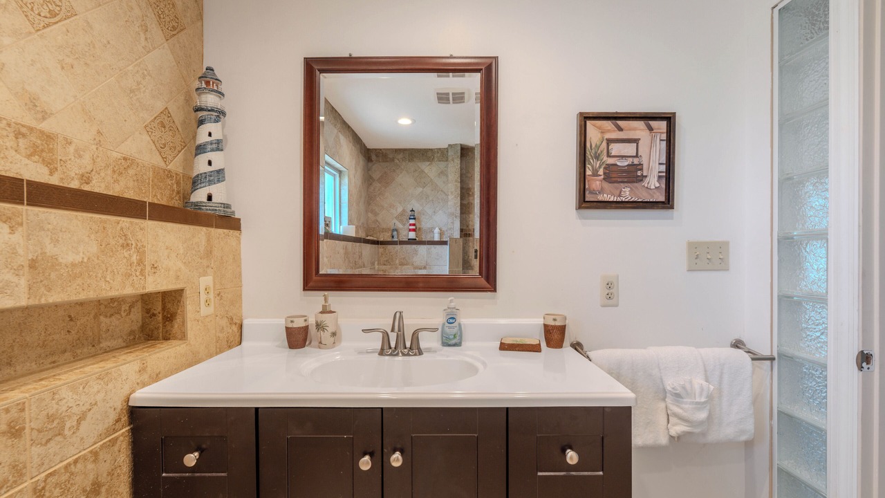 Photo of Bathroom in Town and River