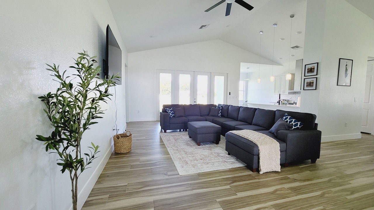 Photo of Livingroom in Highland