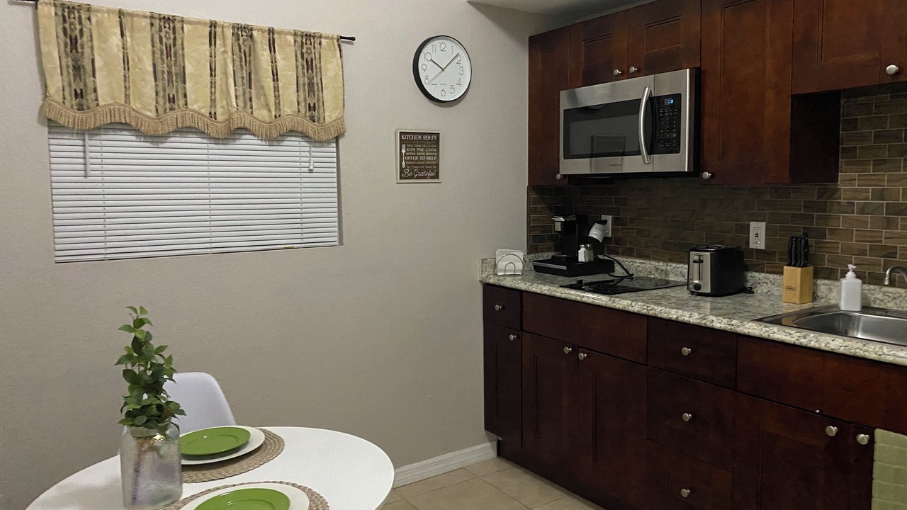 Photo of Kitchen in Egypt Lake-Leto