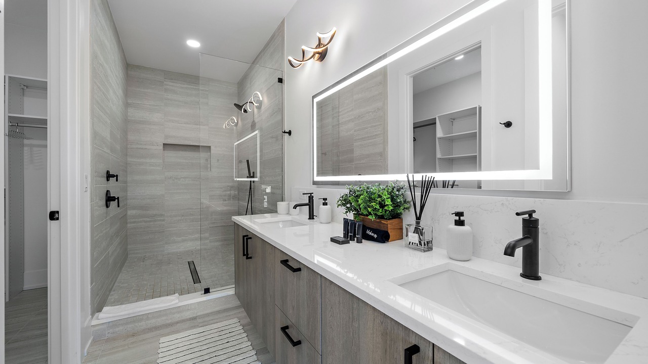 Photo of Bathroom in Downtown