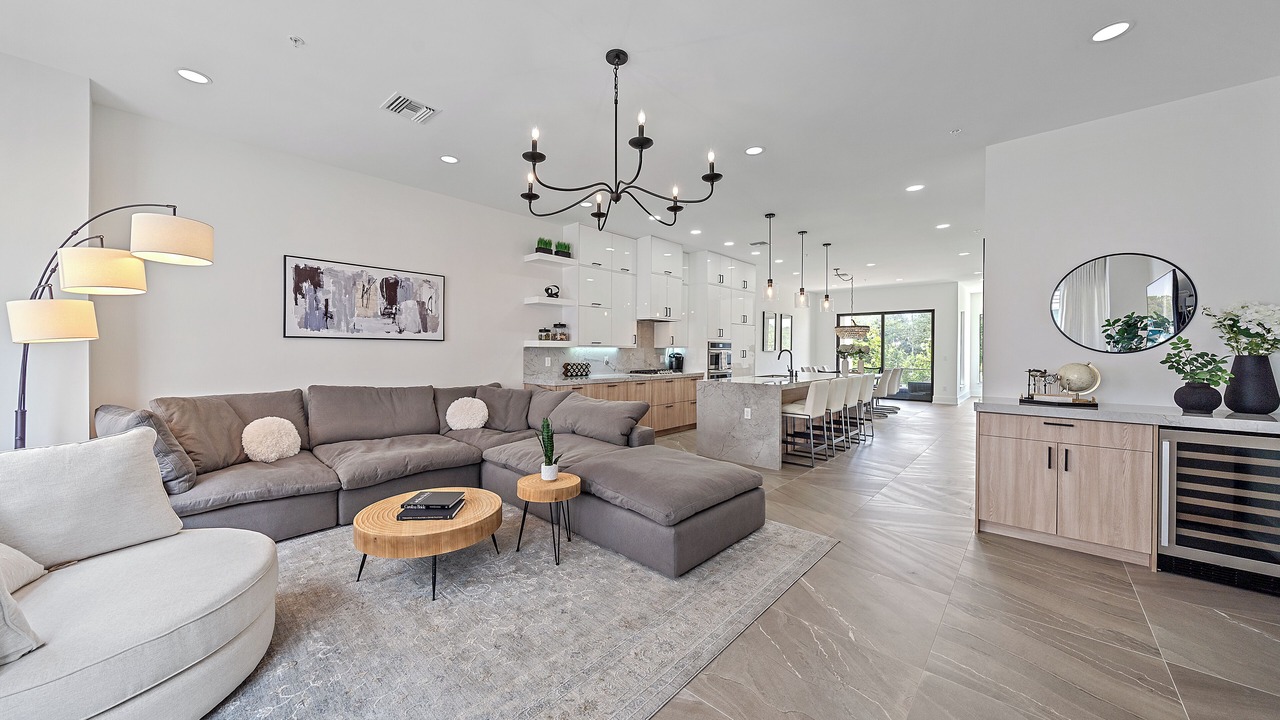 Photo of Livingroom in Downtown