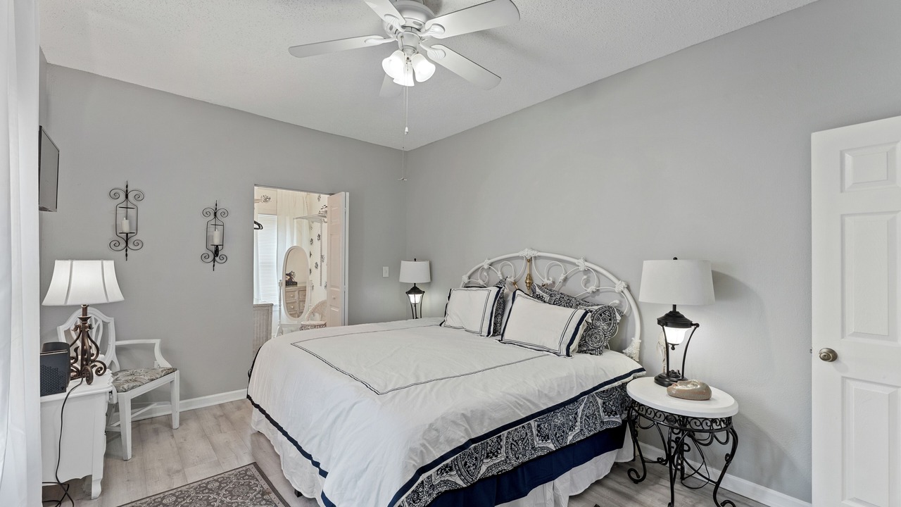 Photo of Bedroom in Historic Uptown