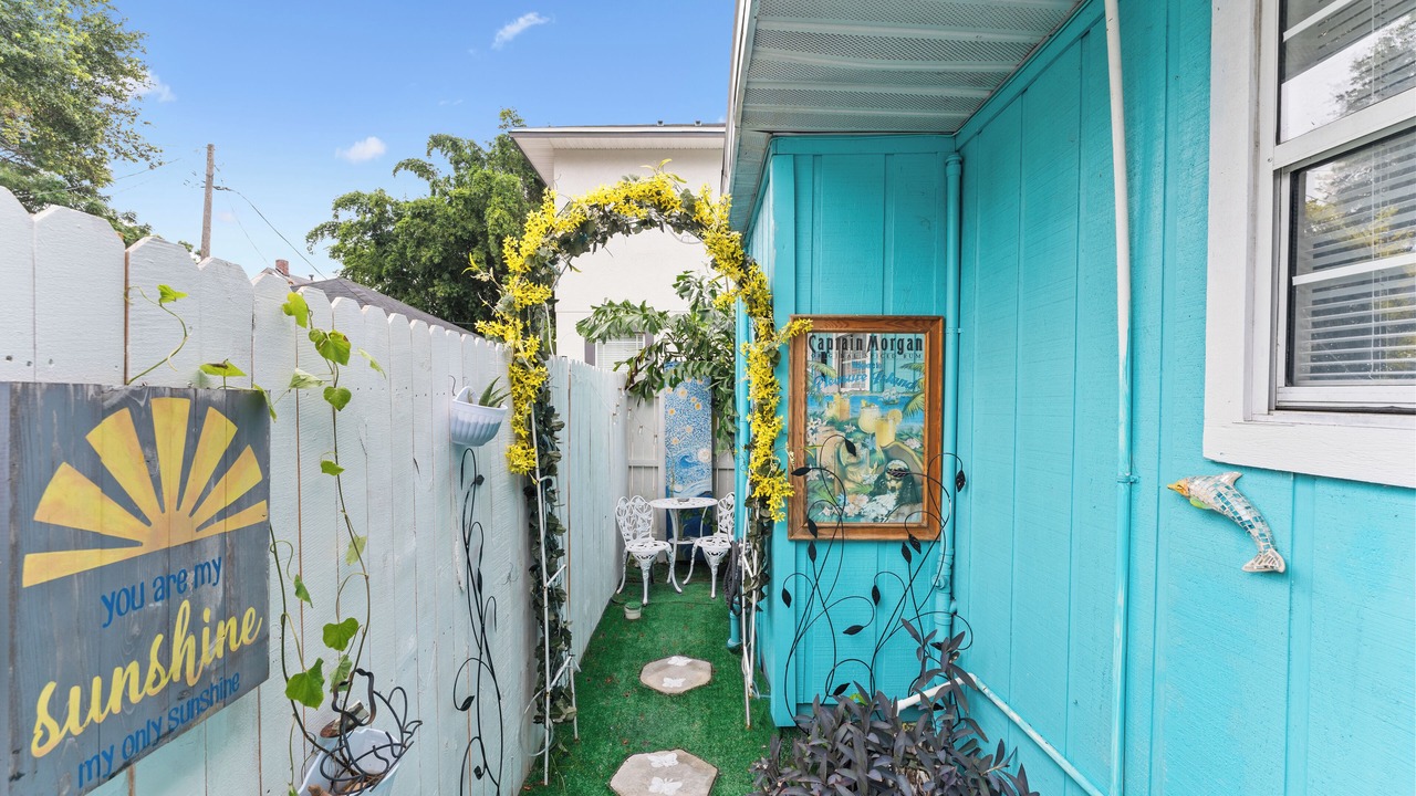 Photo of Outdoor in Historic Uptown