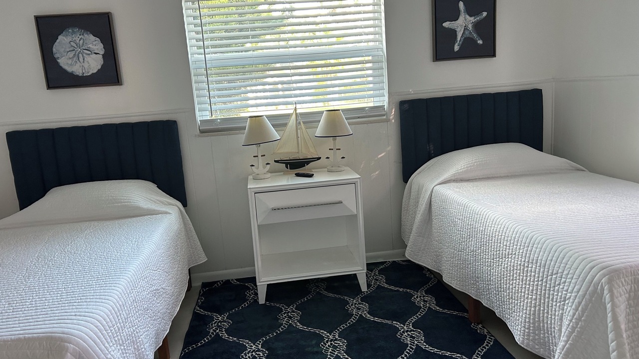 Photo of Bedroom in North Center Street