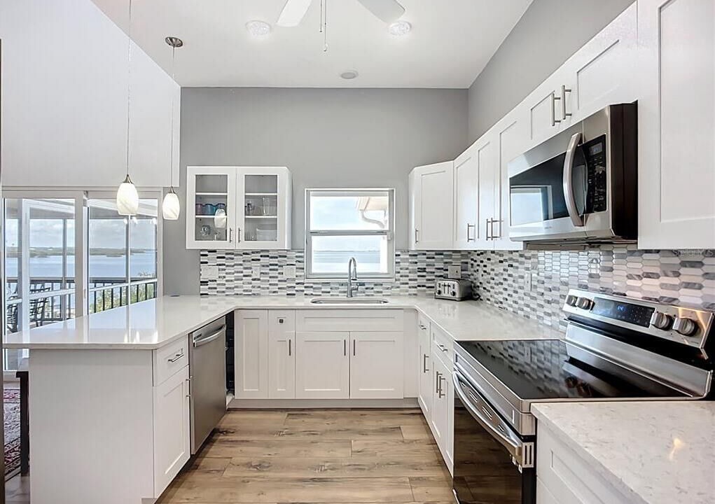 Photo of Kitchen in Bayshore Gardens