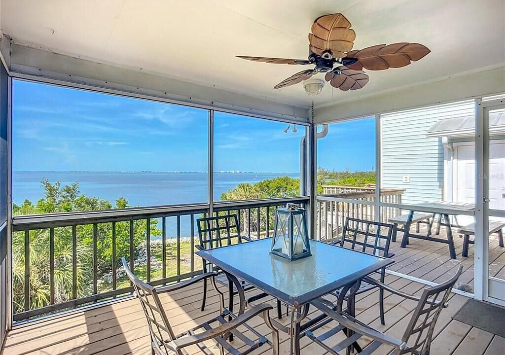 Photo of Outdoor in Bayshore Gardens