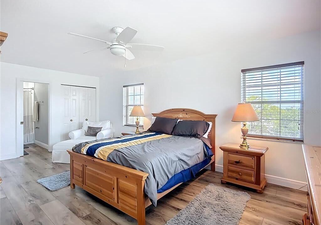 Photo of Bedroom in Bayshore Gardens