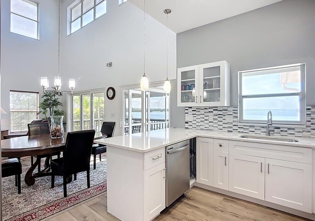 Photo of Kitchen in Bayshore Gardens