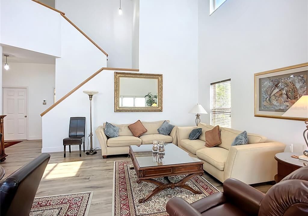 Photo of Livingroom in Bayshore Gardens