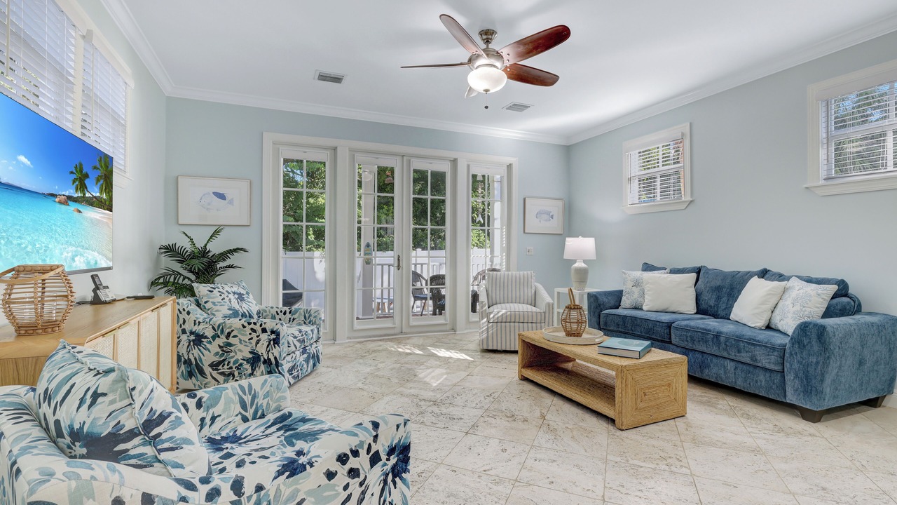 Photo of Livingroom in Islamorada