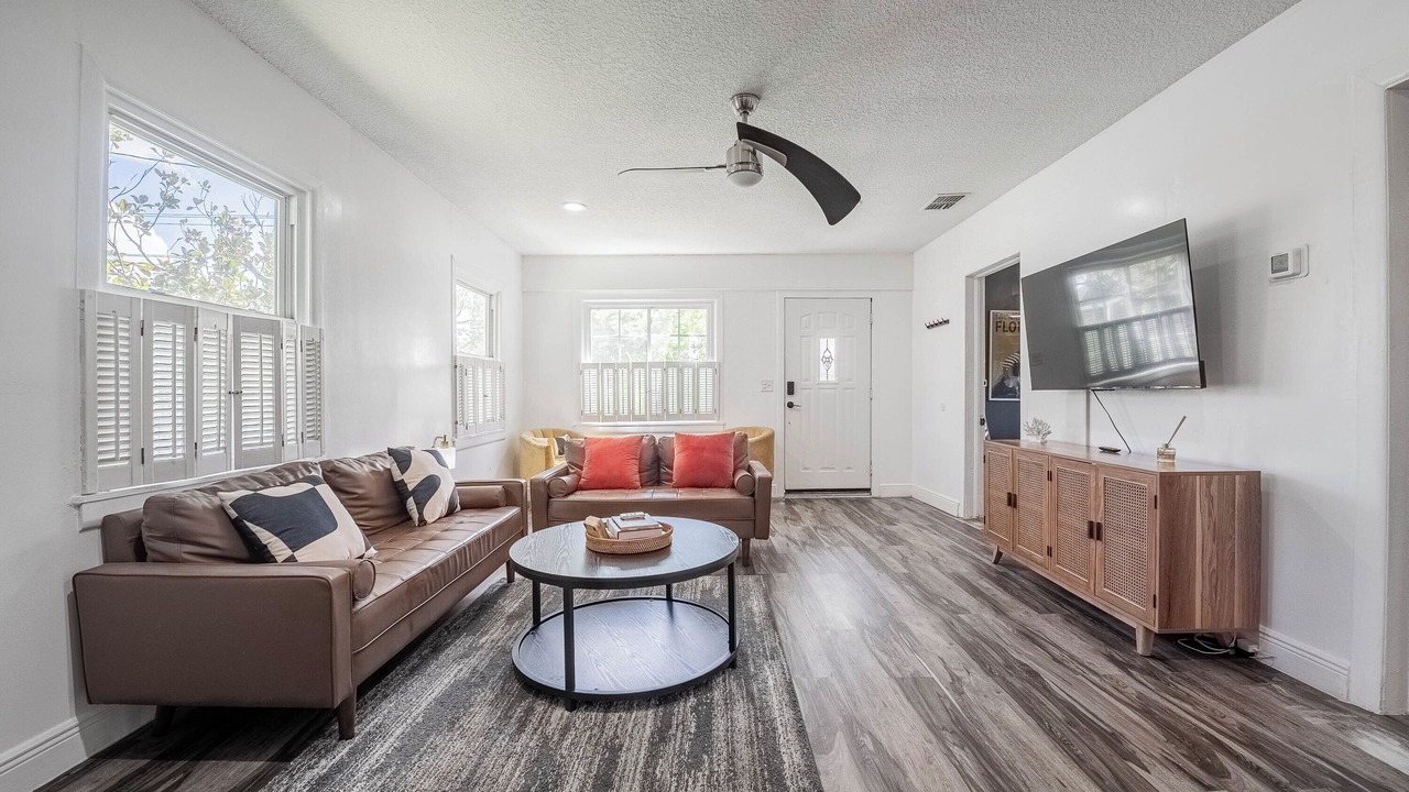 Photo of Livingroom in Dixieland