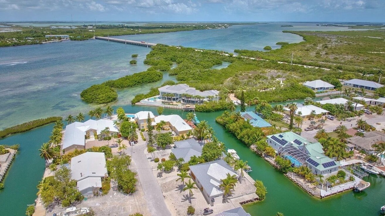 Photo of Outdoor in Cudjoe Gardens
