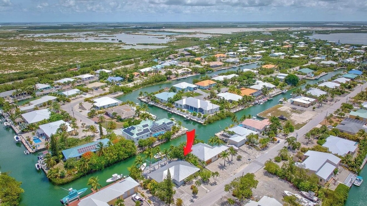 Photo of Outdoor in Cudjoe Gardens
